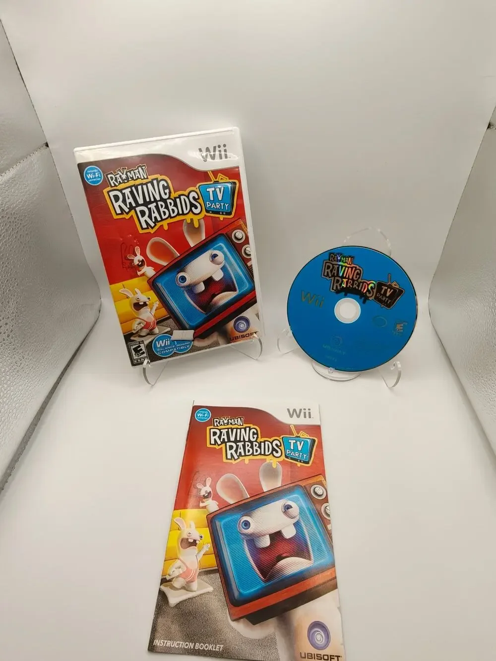 Rayman Raving Rabbids TV Party Nintendo Wii CIB Manual